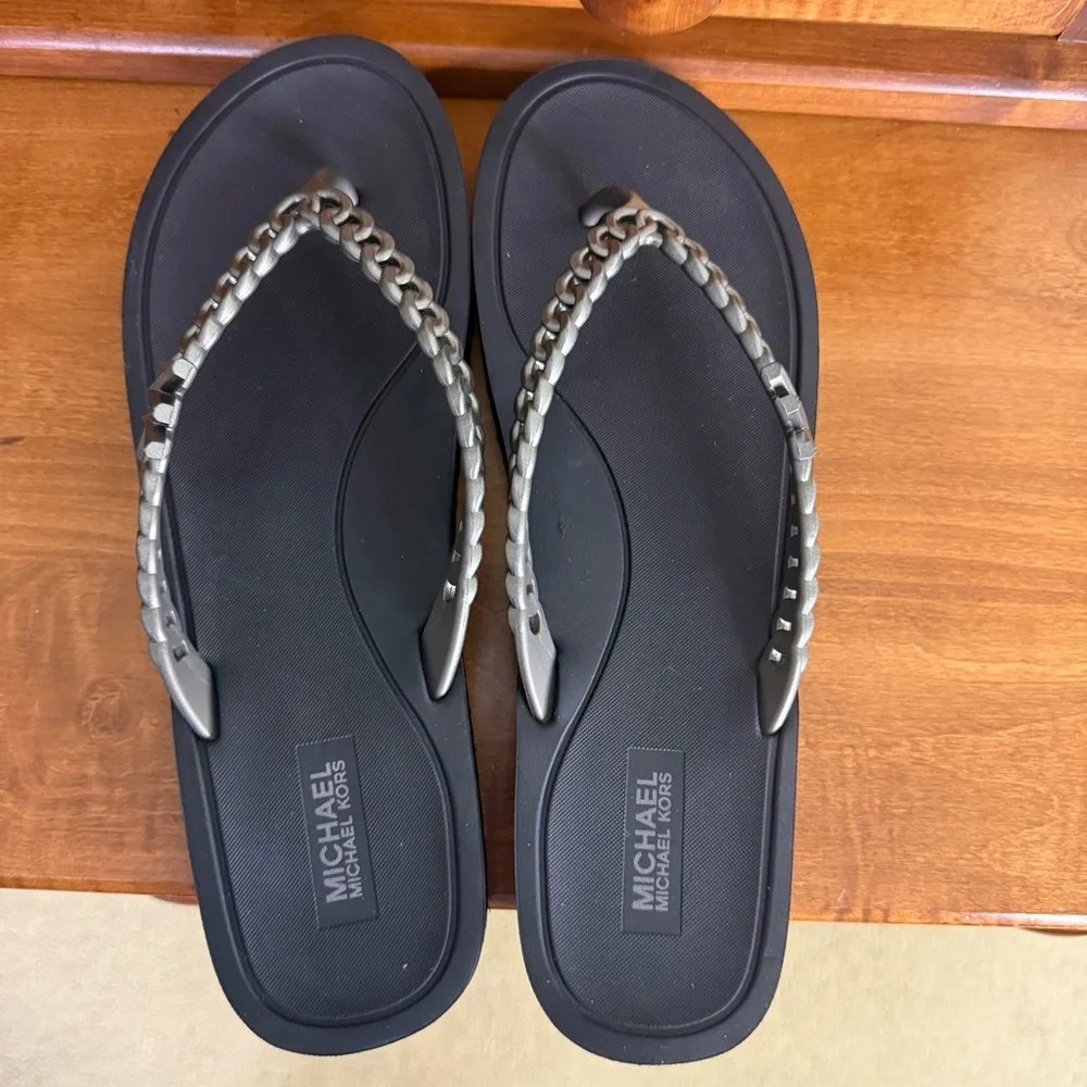 NEW Michael Kors Zaza Chain Flip Flop Sandal Black Rubber Thong Slip On woman 11